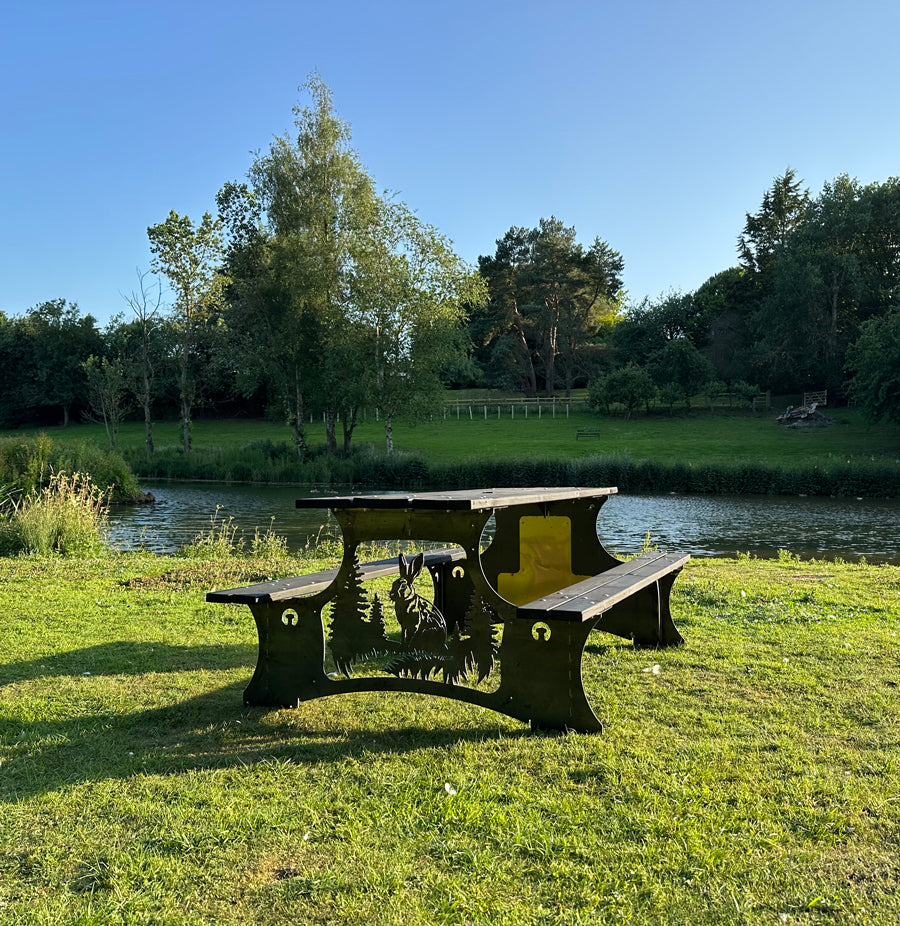 Hare Bench